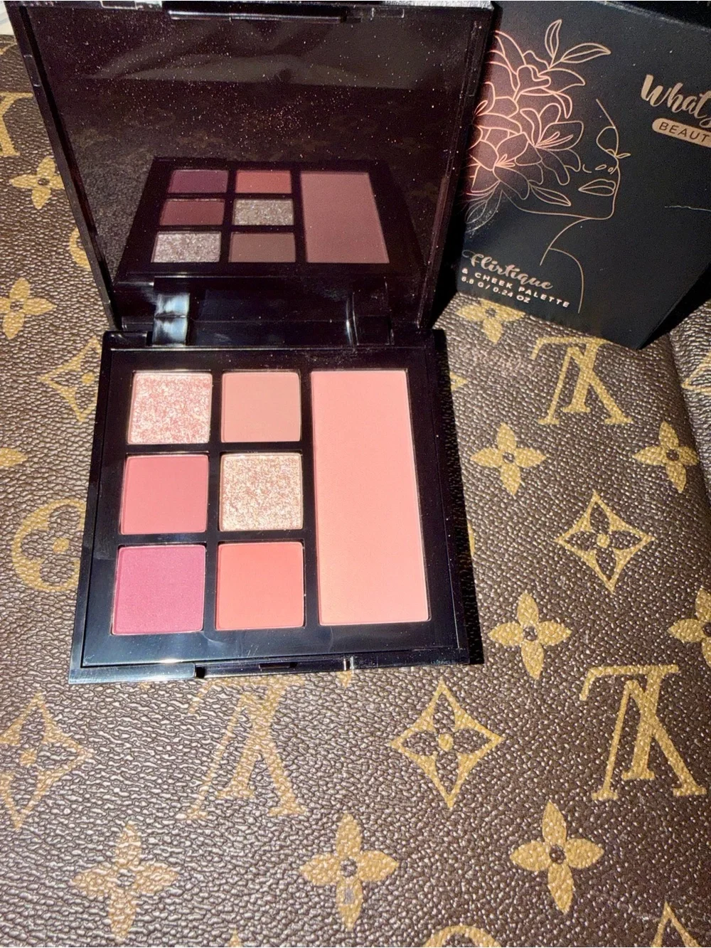 Peach Pink Eyeshadow & Blush Palette - Soft Peach Pink Tones